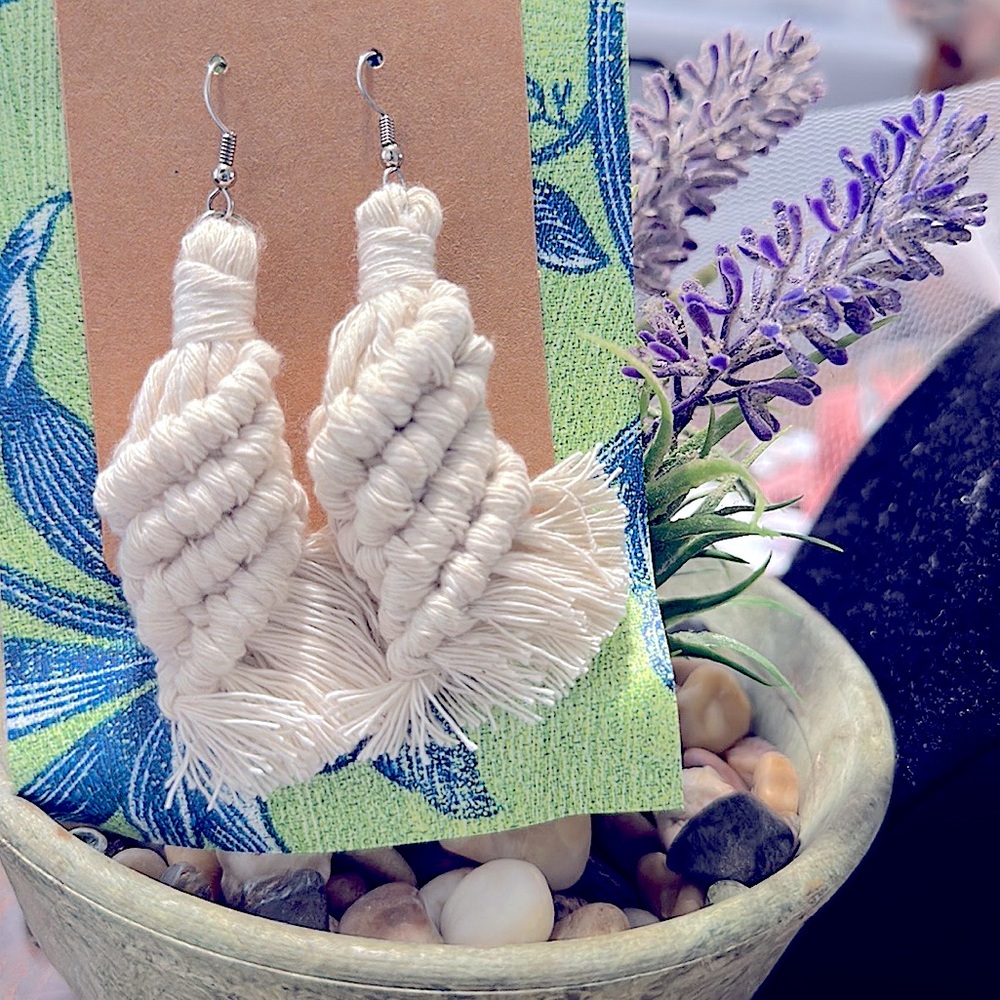 🥳HP: Boho Woven Tassel Earrings Handcrafted Macrame Knotted Frayed  Earrings